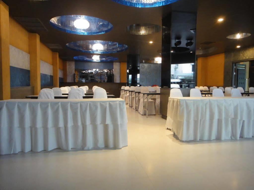 Twin Hotel Phuket Exterior photo